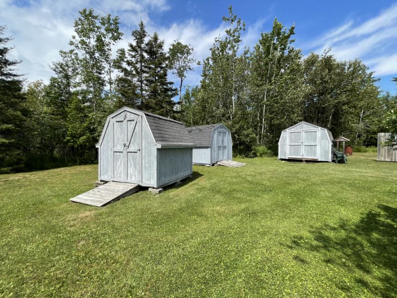 388220044r Drummond Island Realty